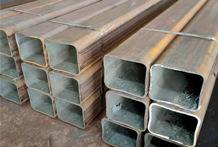 东兰大口径无缝方管